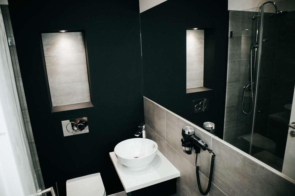 Juststay Ratingen Hotel & Apartments Phòng bức ảnh