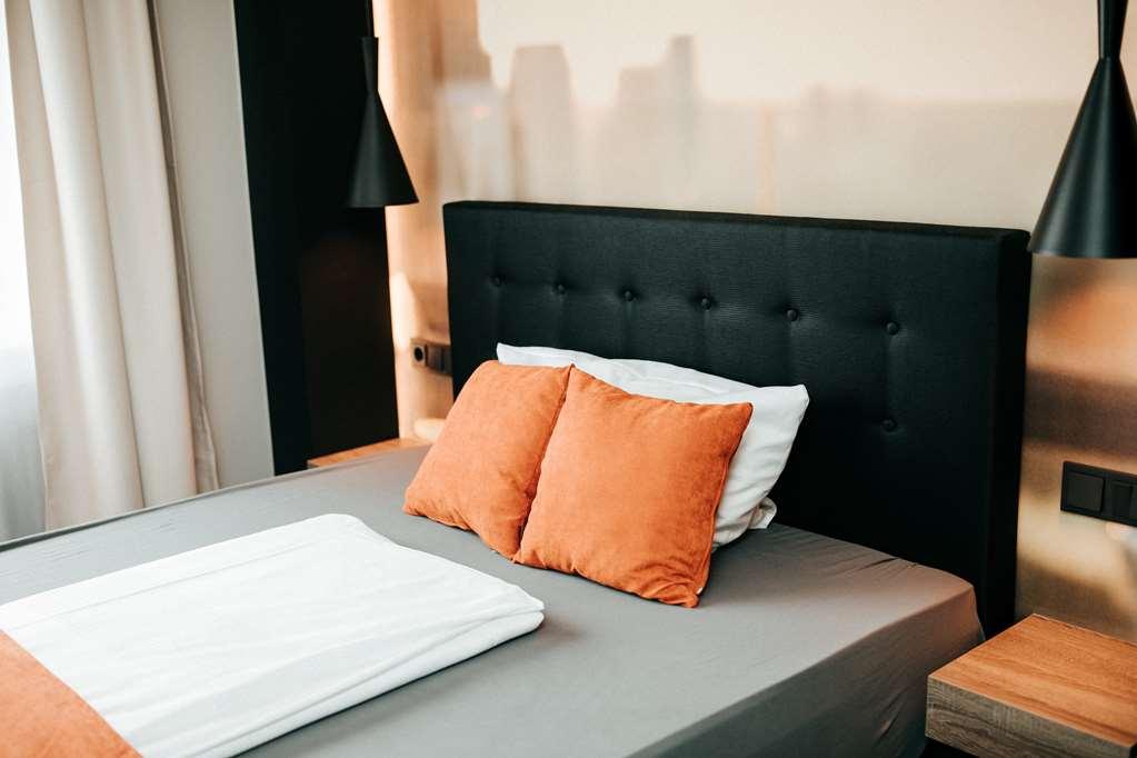 Juststay Ratingen Hotel & Apartments Phòng bức ảnh