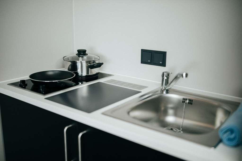 Juststay Ratingen Hotel & Apartments Phòng bức ảnh